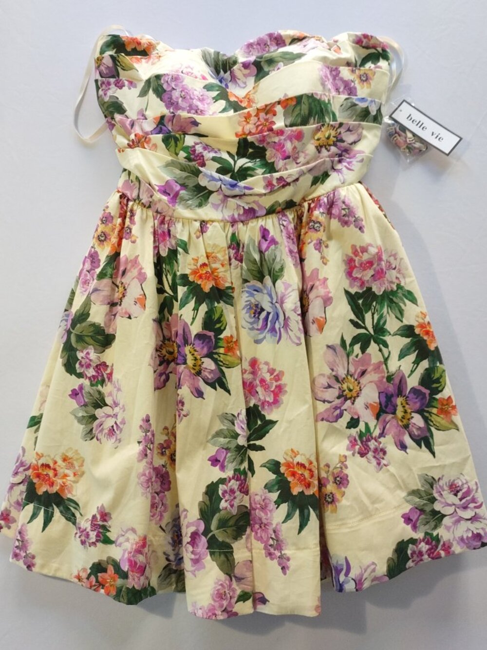 NWT Belle Vie Floral Strapless Sweetheart Dress